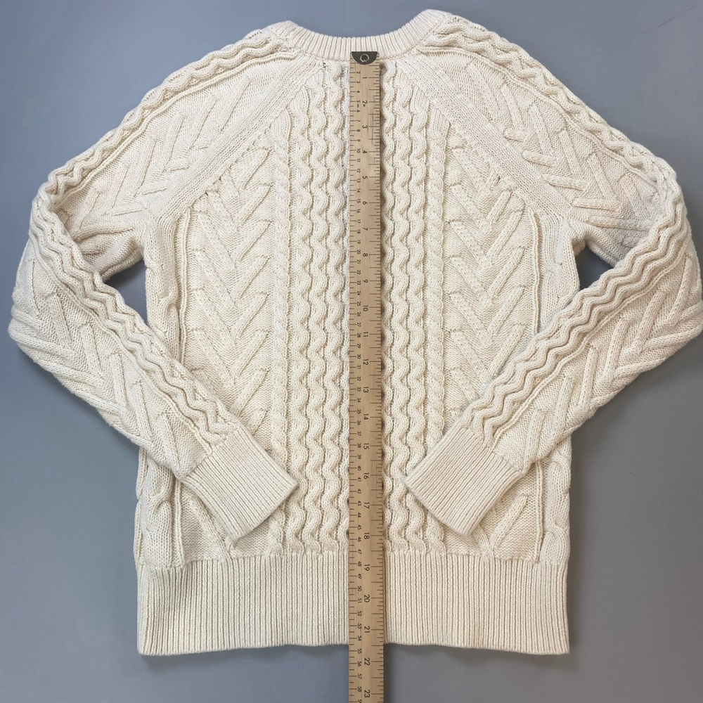 GAP Cable Knit Sweater Cream Womens XS Cottagecore Fisherman 3D Knit Heritage - Picture 9 of 13